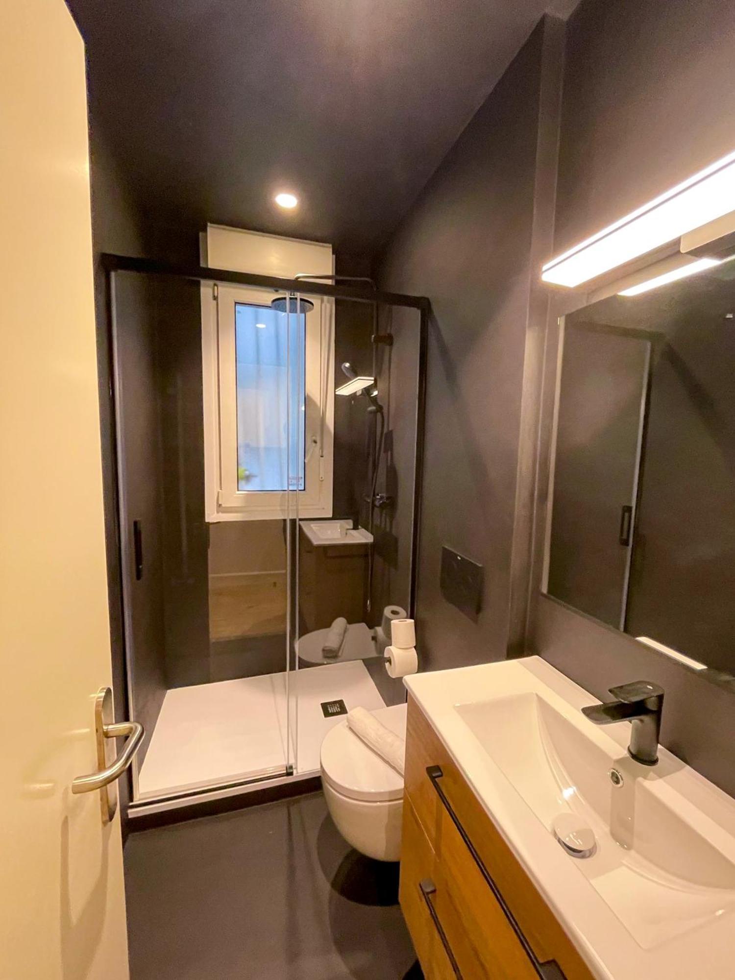 Vivienda Turistica En Bilbao La Vieja Con Wifi Y Parking Apartment Exterior foto