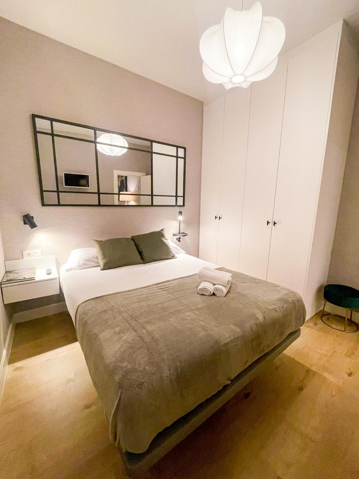 Vivienda Turistica En Bilbao La Vieja Con Wifi Y Parking Apartment Exterior foto